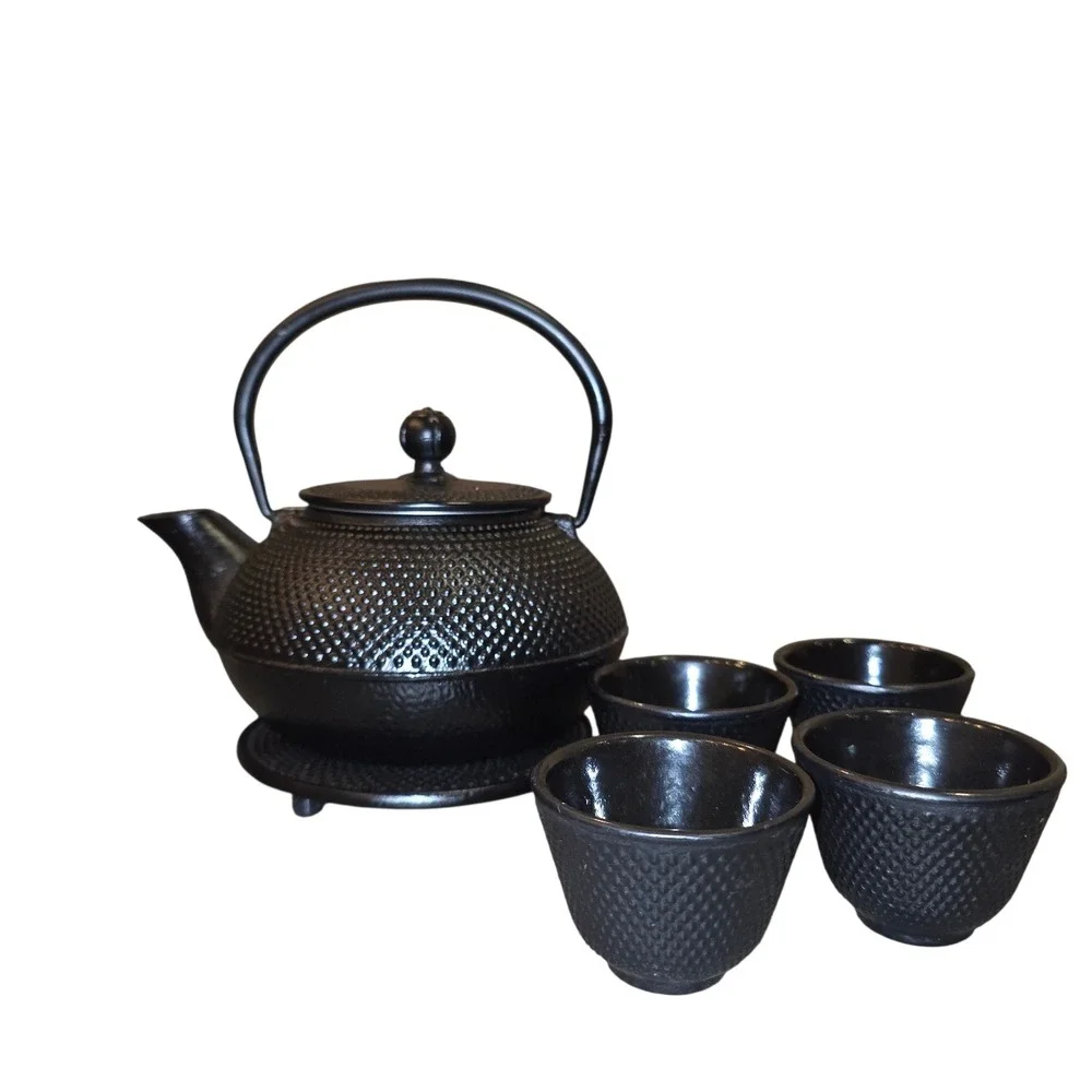 Kitchtic‎ Cast Iron Japanese Tea Set Black Hobnail Teapot 4 Cups Trivet Infuser